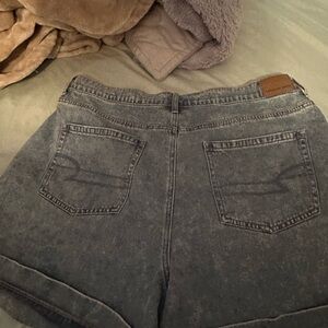 American eagle mom denim shorts